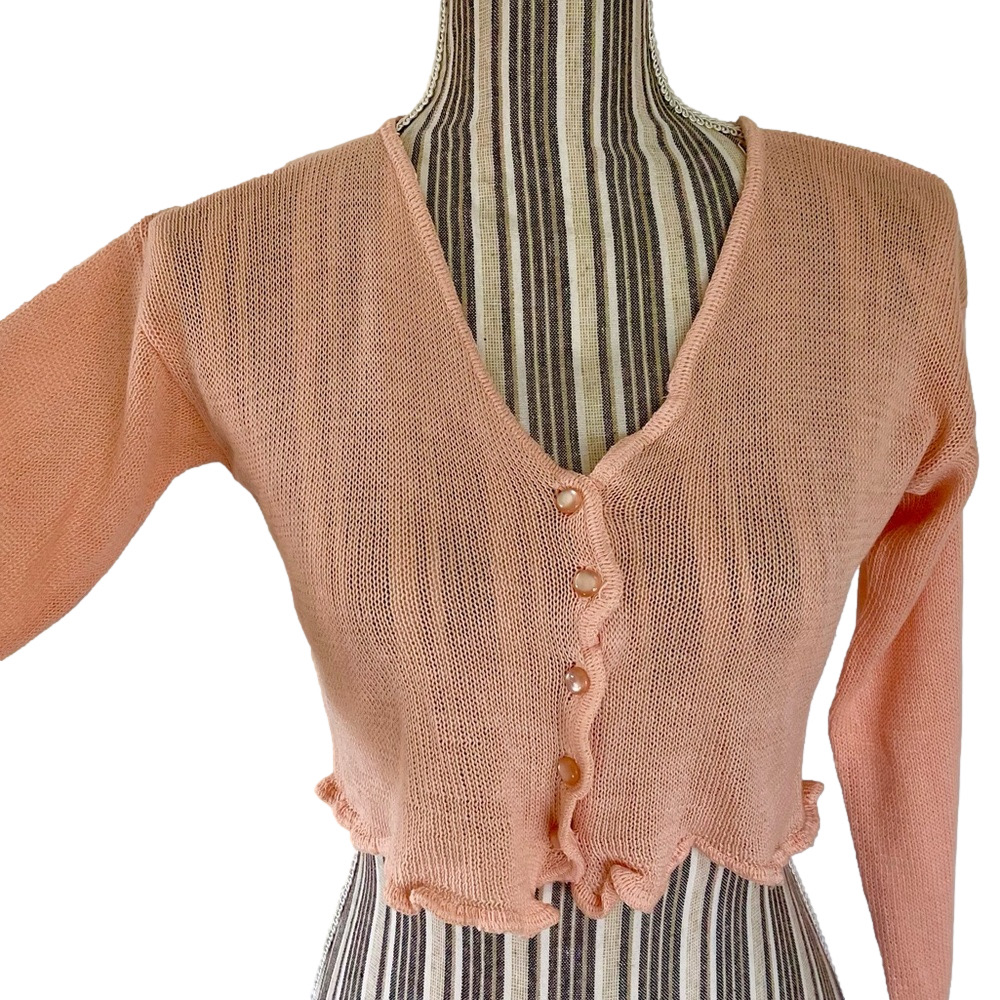 💕DANSKIN Cropped sweater Peach size medium
